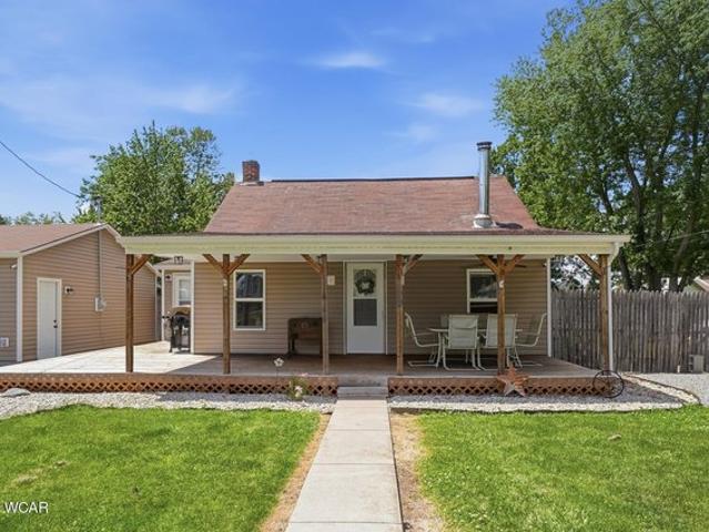 House for sale in Waynesfield, Ohio