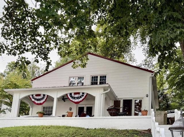House for sale in Waverly, Pike County