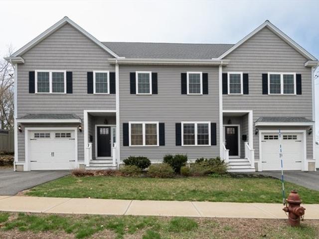Condo for sale in Stoneham, Massachusetts