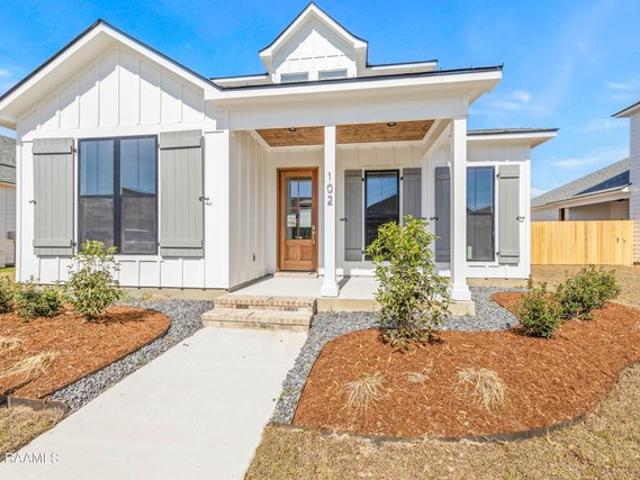 House for sale in Broussard, Lafayette Parish