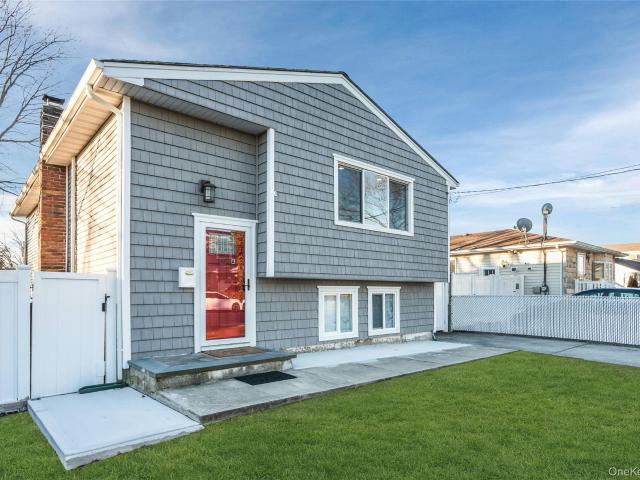 House for sale in Babylon, New York