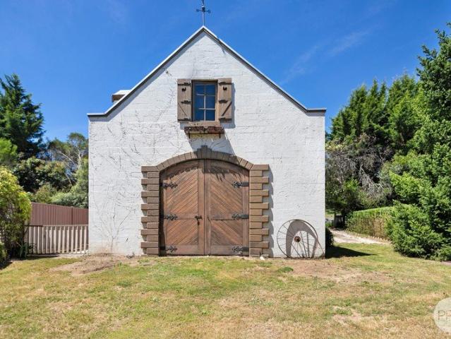 Townhouse for sale in Buninyong, Victoria