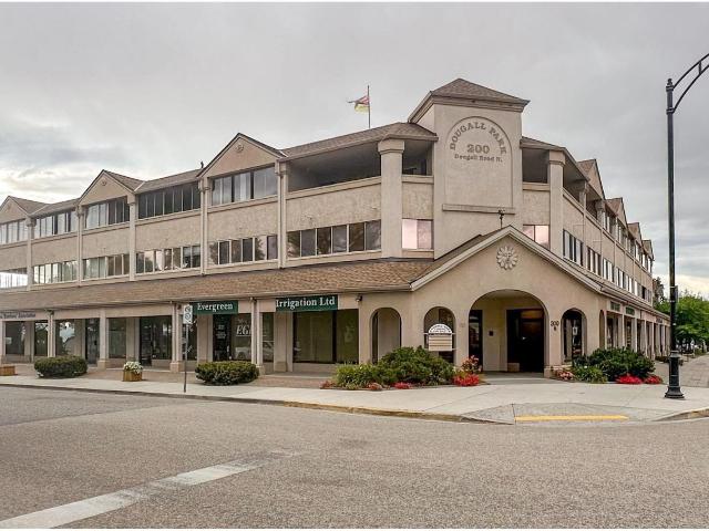 Commercial for rent in Winfield, British Columbia