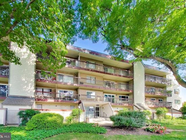Condo for sale in Bethesda, Maryland