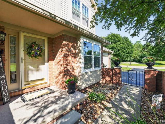 Condo for sale in Grand Blanc, Michigan