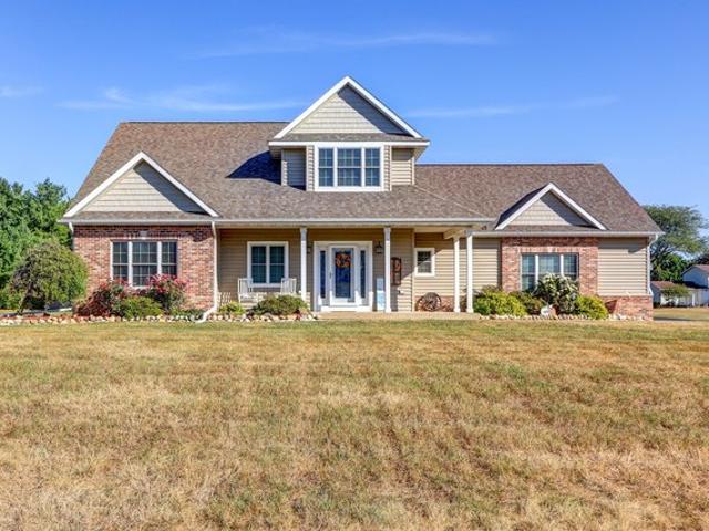 House for sale in Whiteside, Illinois