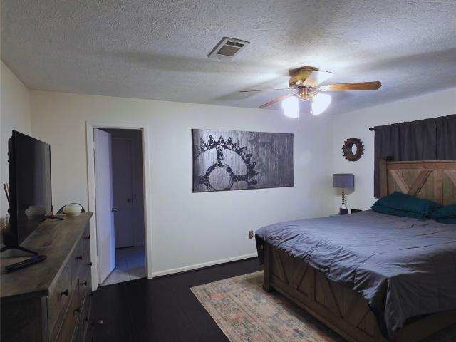 House for sale in Woodedge Village, Houston