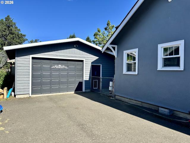 House for sale in Oregonia