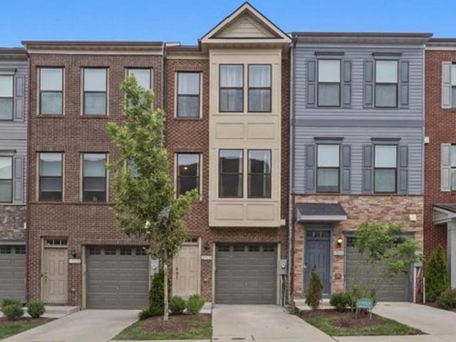 Townhouse for sale in Lanham, Maryland