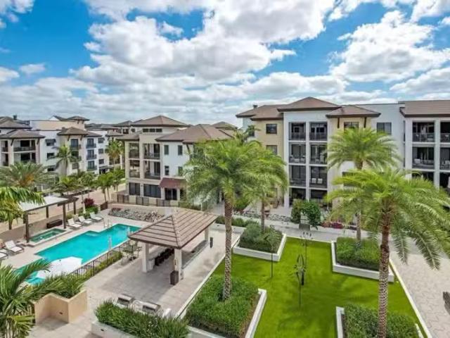 Condo for sale in Naples Condo for sale in Naples