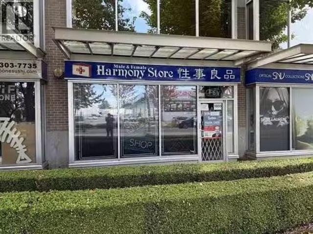 House for sale in Aberdeen Village, Richmond