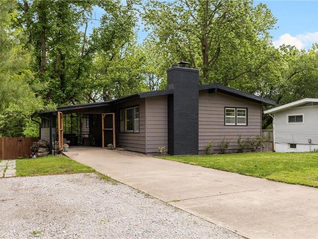 House for sale in Warrensburg, Missouri