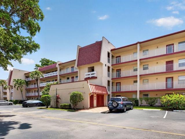 Condo for sale in Margate, Florida