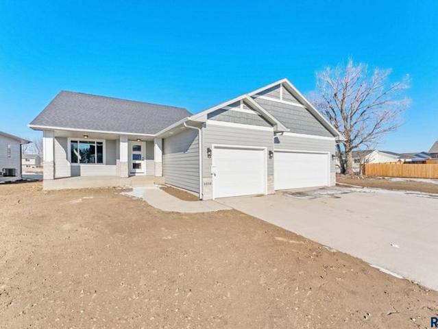House for sale in Tea, South Dakota
