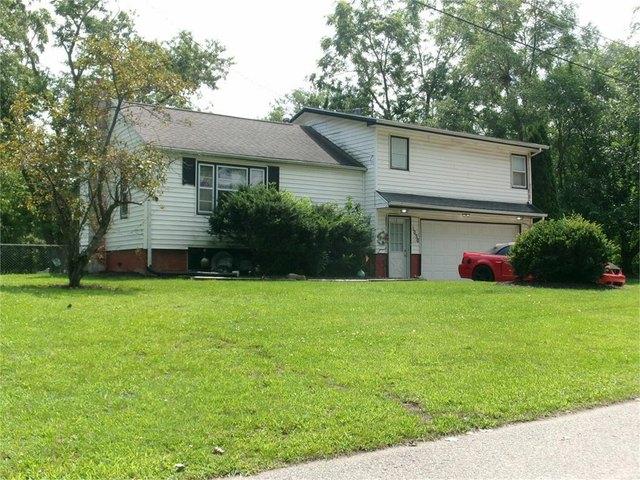 House for sale in Waterloo, Iowa