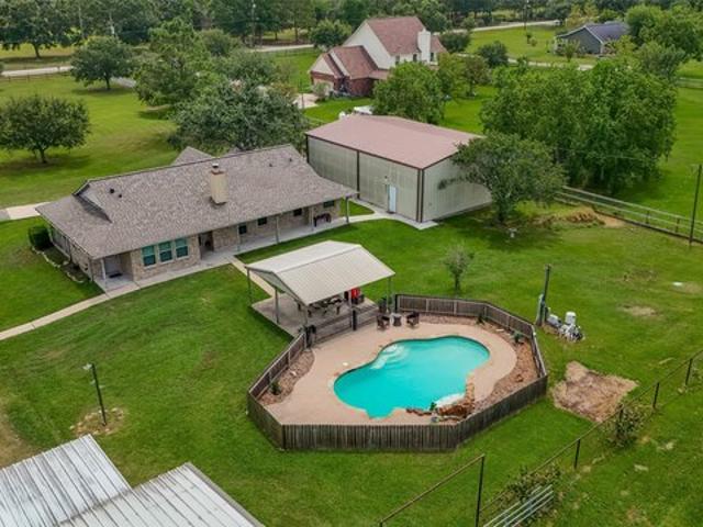 House for sale in Santa Fe, Texas