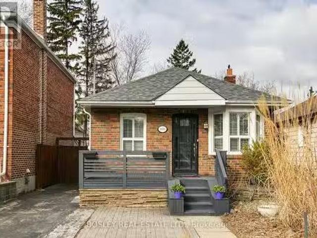 House for sale in Woburn, Ontario