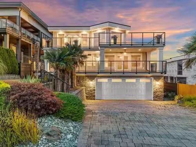 House for sale in White Rock, British Columbia