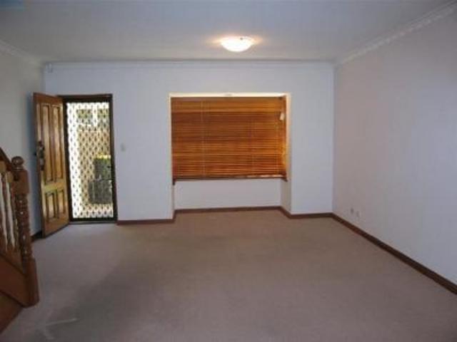 Townhouse for rent in Horseshoe Creek, South Australia