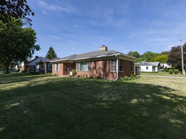 House for sale in Clinton, Iowa