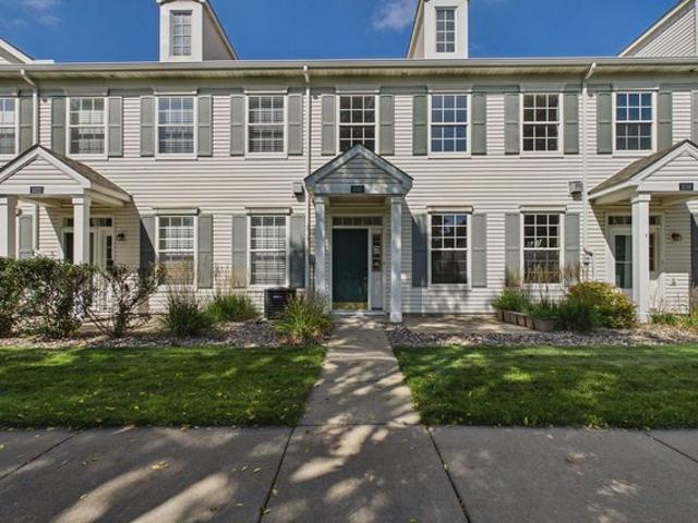 Townhouse for sale in Shakopee, Minnesota