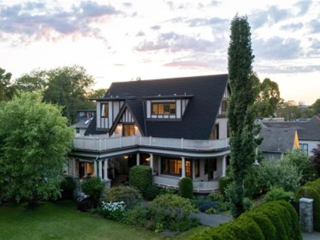 House for sale in Rockland, Victoria
