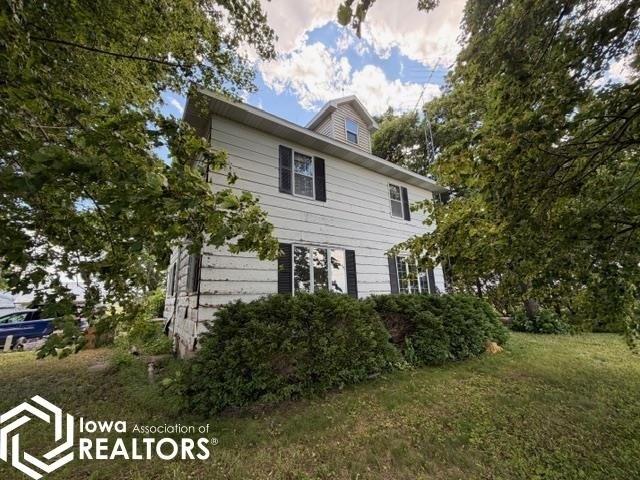 House for sale in Britt, Iowa