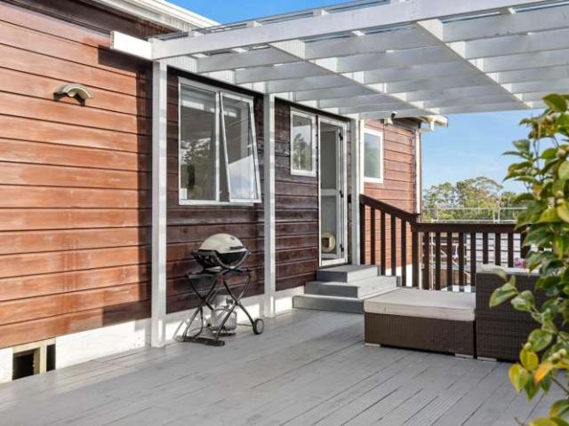 House for sale in Whangaparaoa