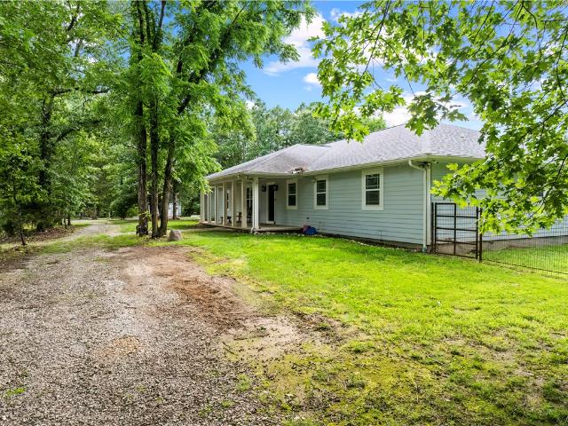 House for sale in Ark