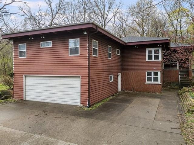 House for sale in Moline, Illinois