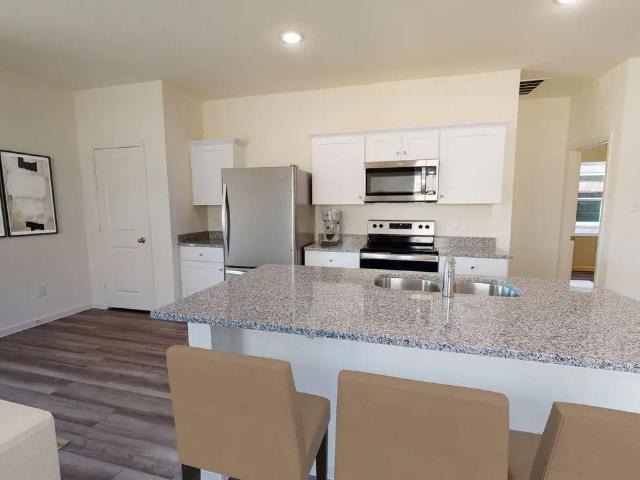 House for sale in Maxwell