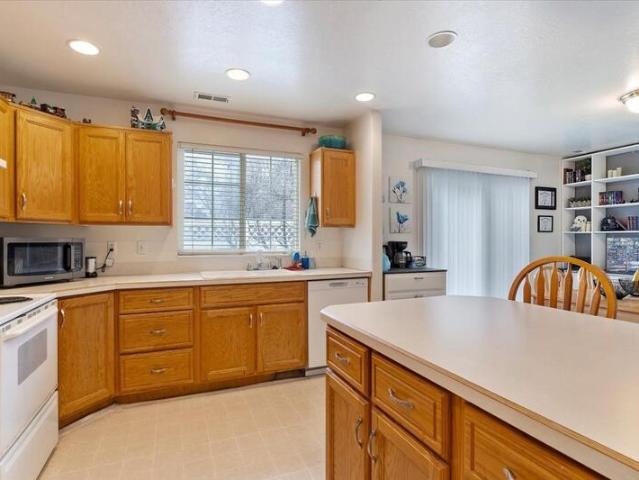 Townhouse for sale in Ogden