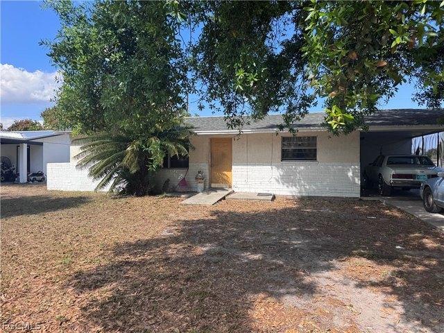 House for sale in Clewiston, Florida