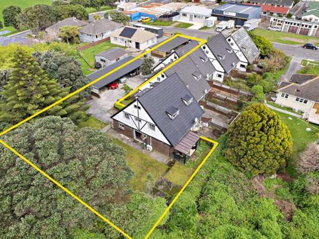 Townhouse for sale in Papakaio, Wellington