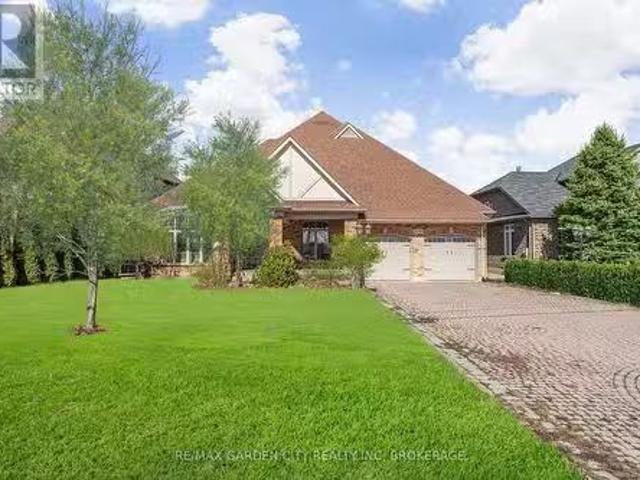 House for sale in Niagara, Ontario