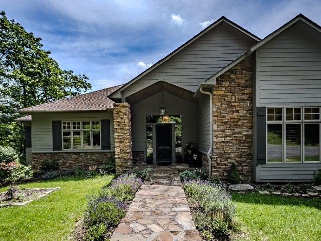 House for sale in Avery, North Carolina