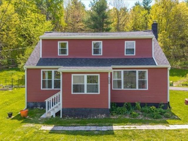 House for sale in Duanesburg, New York