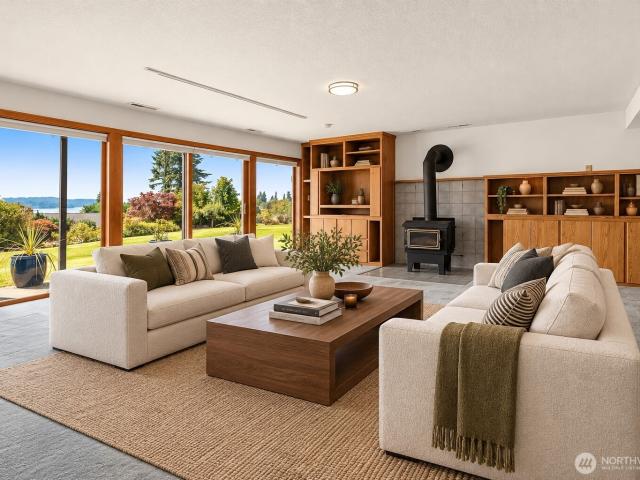 House for sale in Gig Harbor, Pierce County