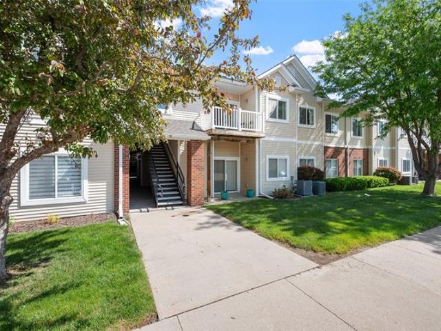 Townhouse for sale in Johnston, Iowa