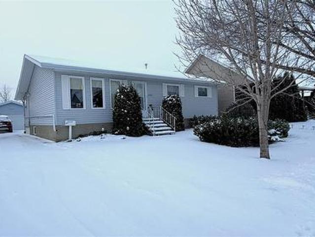 House for sale in North Battleford, Saskatchewan