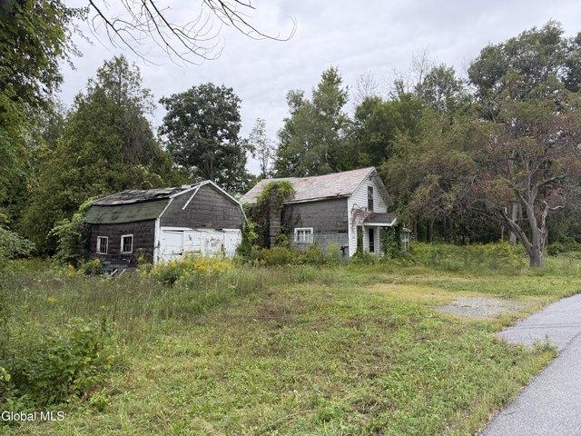 House for sale in Comstock, New York