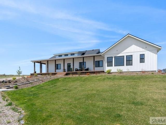 House for sale in Menan, Idaho