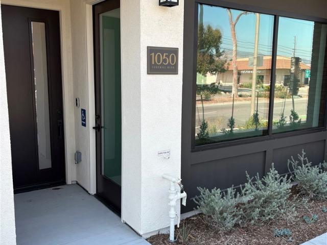 Townhouse for sale in Claremont, California