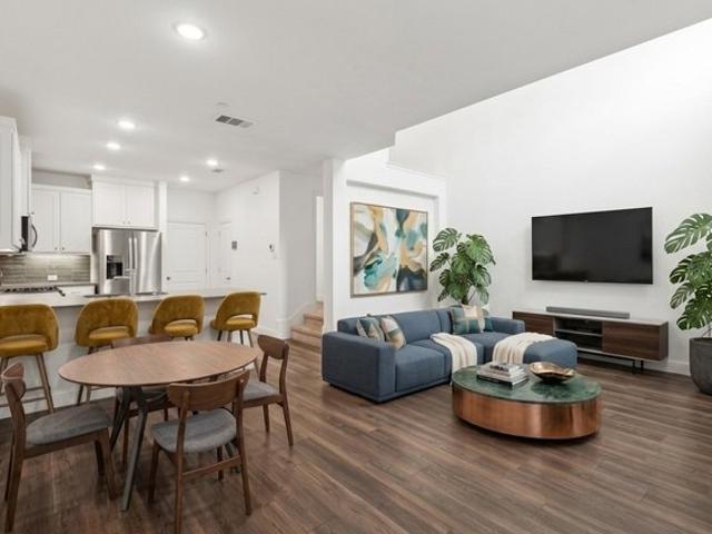 Townhouse for sale in Denton, Texas