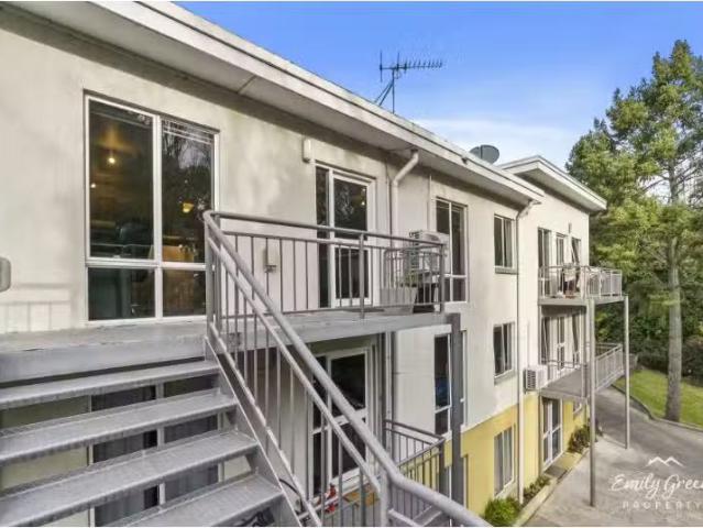 Apartment for rent in Dynnyrne, Tasmania