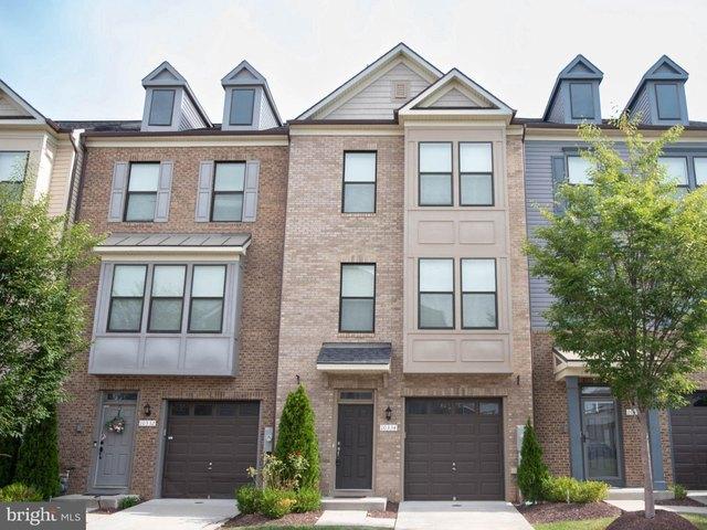 Townhouse for sale in Lanham, Maryland