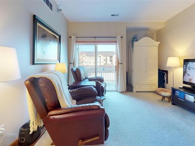 Condo for sale in Johnston, Iowa