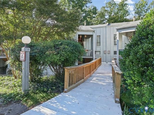 Condo for sale in North Chesterfield, Chesterfield County