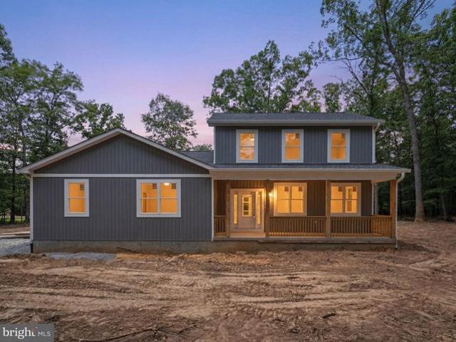 House for sale in Hedgesville, West Virginia