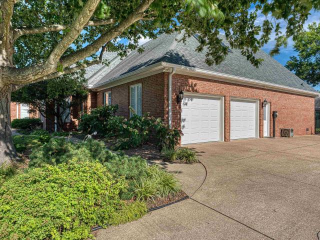 House for sale in Newburgh, Indiana